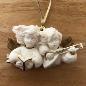 FINAL MARKDOWN Singing Angels Ornament